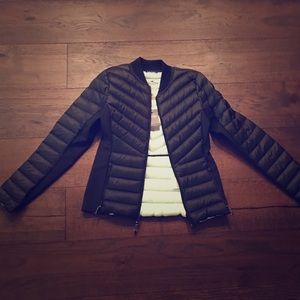 Hollister Light Puffer Jacket
